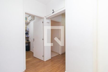 Apartamento à venda com 280m², 4 quartos e 2 vagasCorredor