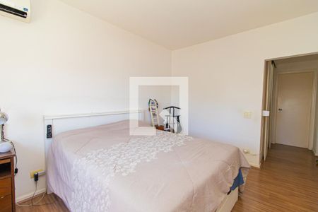 Apartamento à venda com 280m², 4 quartos e 2 vagasSuíte 1