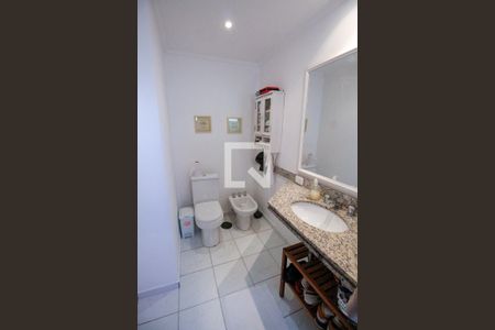 Apartamento para alugar com 150m², 3 quartos e 4 vagasBanheiro da Suíte 1