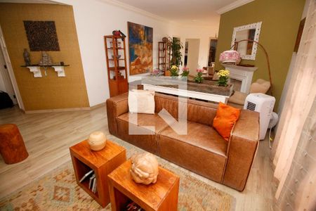 Sala de apartamento para alugar com 3 quartos, 150m² em Vila Suzana, São Paulo