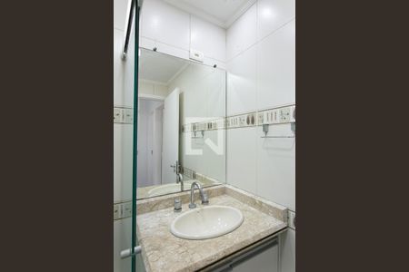 Banheiro de apartamento à venda com 2 quartos, 61m² em Vila Mafra, São Paulo