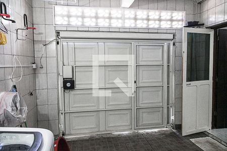 Casa à venda com 95m², 2 quartos e 1 vagaÁrea de Serviço