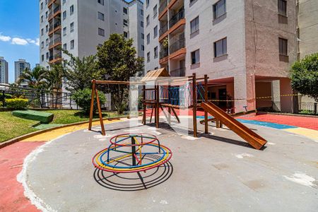 Apartamento para alugar com 63m², 2 quartos e 1 vaga Apartamento para alugar com 63m², 2 quartos e 1 vagaÁrea comum - Playground