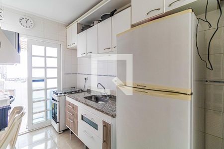 Apartamento para alugar com 63m², 2 quartos e 1 vaga Apartamento para alugar com 63m², 2 quartos e 1 vagaCozinha