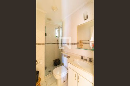 Apartamento para alugar com 63m², 2 quartos e 1 vaga Apartamento para alugar com 63m², 2 quartos e 1 vagaBanheiro social