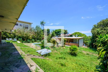 Casa à venda com 440m², 5 quartos e 2 vagasPiscina