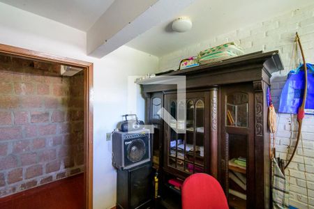 Casa à venda com 440m², 5 quartos e 2 vagasEscritório