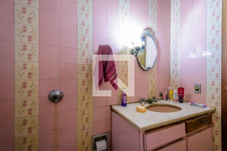 Casa à venda com 440m², 5 quartos e 2 vagasBanheiro 1