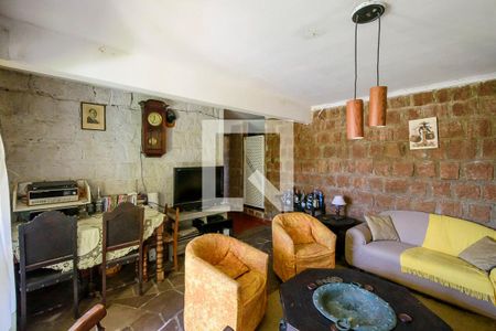 Casa à venda com 440m², 5 quartos e 2 vagasSala 2