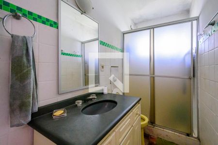 Casa à venda com 440m², 5 quartos e 2 vagasBanheiro 2