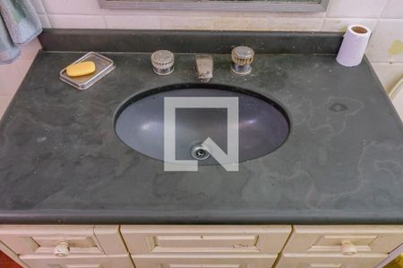 Casa à venda com 440m², 5 quartos e 2 vagasBanheiro 2