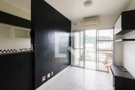 Sala 1 de apartamento à venda com 2 quartos, 130m² em Camorim, Rio de Janeiro