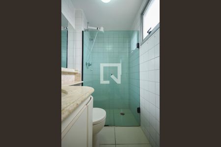 Apartamento para alugar com 69m², 3 quartos e 1 vaga Apartamento para alugar com 69m², 3 quartos e 1 vagaBanheiro Suíte 2