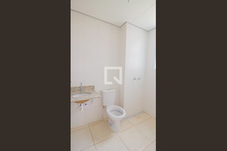 Apartamento à venda com 47m², 2 quartos e 1 vaga Apartamento à venda com 47m², 2 quartos e 1 vagaBanheiro