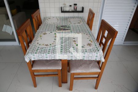 Mesa varanda de apartamento para alugar com 3 quartos, 120m² em Vila Caiçara, Praia Grande