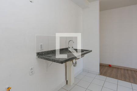Cozinha de apartamento à venda com 3 quartos, 68m² em Humaitá, Porto Alegre