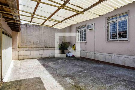 Casa à venda com 120m², 2 quartos e 1 vagaGaragem