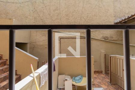 Vista Quarto de casa para alugar com 1 quarto, 35m² em Jardim Nova Tereza, São Paulo