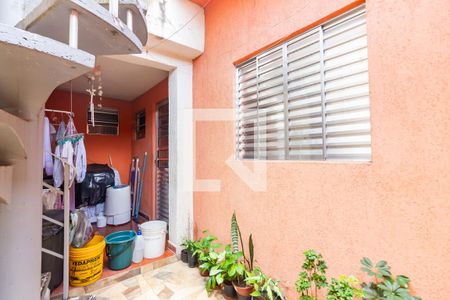 Casa à venda com 222m², 3 quartos e 2 vagas Casa à venda com 222m², 3 quartos e 2 vagasQuintal