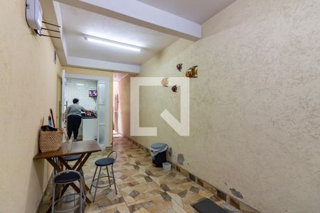 Casa à venda com 222m², 3 quartos e 2 vagas Casa à venda com 222m², 3 quartos e 2 vagasQuintal