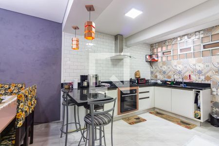 Casa à venda com 222m², 3 quartos e 2 vagas Casa à venda com 222m², 3 quartos e 2 vagasCozinha