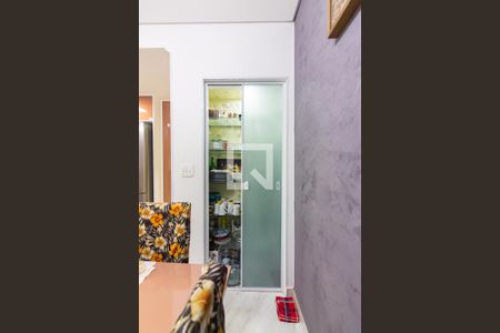 Casa à venda com 222m², 3 quartos e 2 vagas Casa à venda com 222m², 3 quartos e 2 vagasCozinha