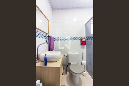 Casa à venda com 222m², 3 quartos e 2 vagas Casa à venda com 222m², 3 quartos e 2 vagasBanheiro da Suíte