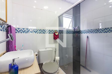 Casa à venda com 222m², 3 quartos e 2 vagas Casa à venda com 222m², 3 quartos e 2 vagasBanheiro da Suíte