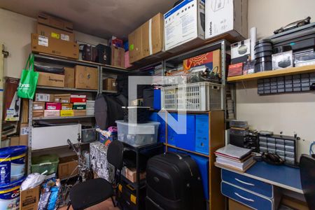 Casa à venda com 222m², 3 quartos e 2 vagas Casa à venda com 222m², 3 quartos e 2 vagasEdícula