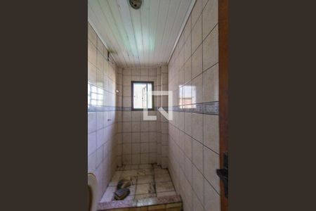 Banheiro de kitnet/studio para alugar com 1 quarto, 28m² em São Jerônimo, Gravataí