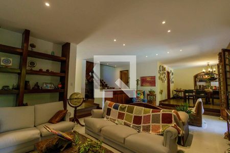Sala de casa de condomínio à venda com 4 quartos, 500m² em Itanhangá, Rio de Janeiro