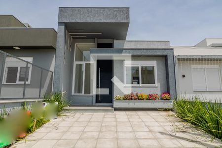 Casa à venda com 95m², 3 quartos e 2 vagasFachada