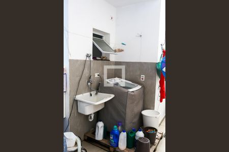 Casa à venda com 75m², 2 quartos e 3 vagasÁrea de Serviço