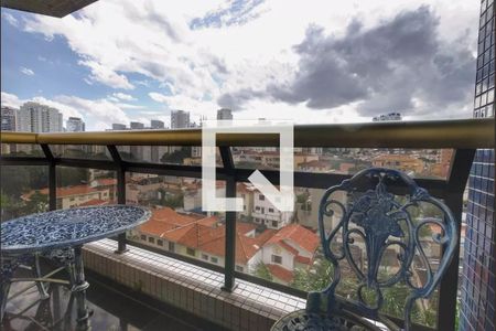 Apartamento à venda com 324m², 4 quartos e 3 vagasVaranda