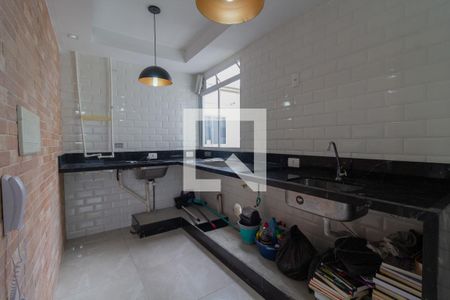 Apartamento à venda com 43m², 2 quartos e 1 vagaCozinha e Área de Serviço