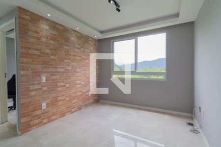 Sala de apartamento para alugar com 2 quartos, 43m² em Recreio dos Bandeirantes, Rio de Janeiro