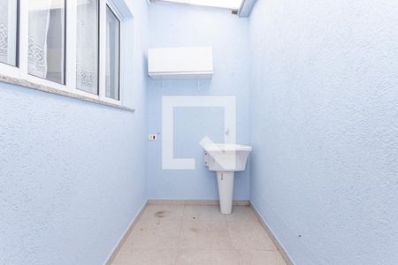 Casa de condomínio para alugar com 55m², 2 quartos e 1 vagaArea de Serviços
