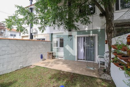 Casa de condomínio à venda com 142m², 3 quartos e 2 vagasÁrea externa