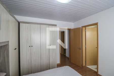 Casa de condomínio à venda com 142m², 3 quartos e 2 vagasSuíte