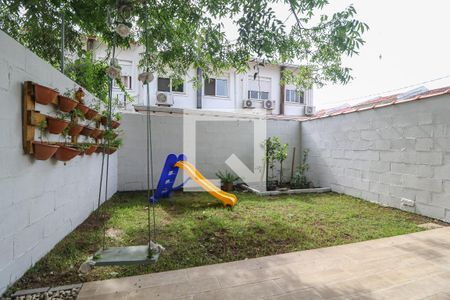 Casa de condomínio à venda com 142m², 3 quartos e 2 vagasÁrea externa