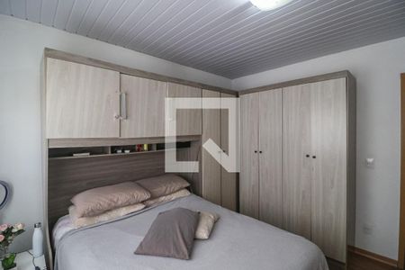 Casa de condomínio à venda com 142m², 3 quartos e 2 vagasSuíte