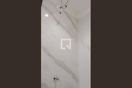 Banheiro de apartamento para alugar com 1 quarto, 25m² em Bonfim, Osasco