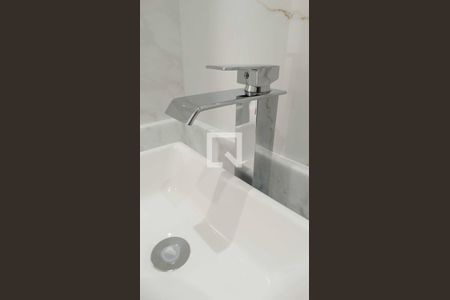 Banheiro de apartamento para alugar com 1 quarto, 25m² em Bonfim, Osasco