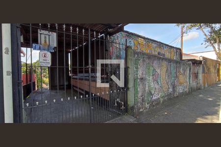 Casa à venda com 333m², 3 quartos e 2 vagasFachada