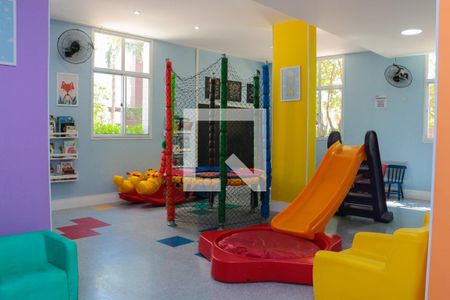 Apartamento à venda com 89m², 3 quartos e 2 vagas Apartamento à venda com 89m², 3 quartos e 2 vagasÁrea comum