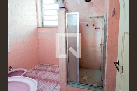 Apartamento para alugar com 100m², 3 quartos e sem vaga Apartamento para alugar com 100m², 3 quartos e sem vagaBanheiro Corredor