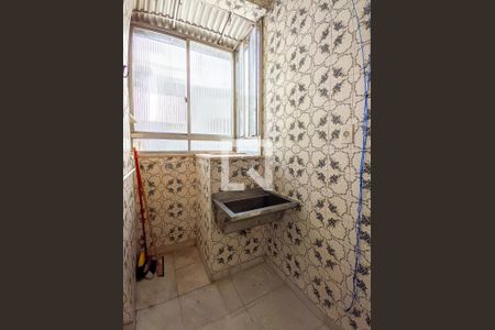 Apartamento para alugar com 100m², 3 quartos e sem vaga Apartamento para alugar com 100m², 3 quartos e sem vagaCozinha e Área de Serviço