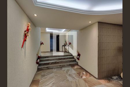 Apartamento para alugar com 100m², 3 quartos e sem vaga Apartamento para alugar com 100m², 3 quartos e sem vagaFachada e portaria