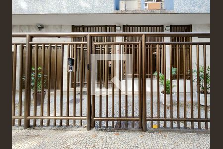 Apartamento para alugar com 100m², 3 quartos e sem vaga Apartamento para alugar com 100m², 3 quartos e sem vagaFachada e portaria