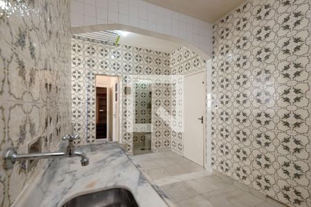 Apartamento para alugar com 100m², 3 quartos e sem vaga Apartamento para alugar com 100m², 3 quartos e sem vagaCozinha e Área de Serviço